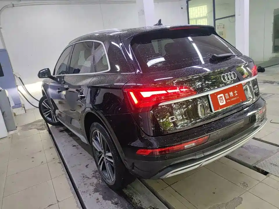 Audi Q5L — миниатюра 5