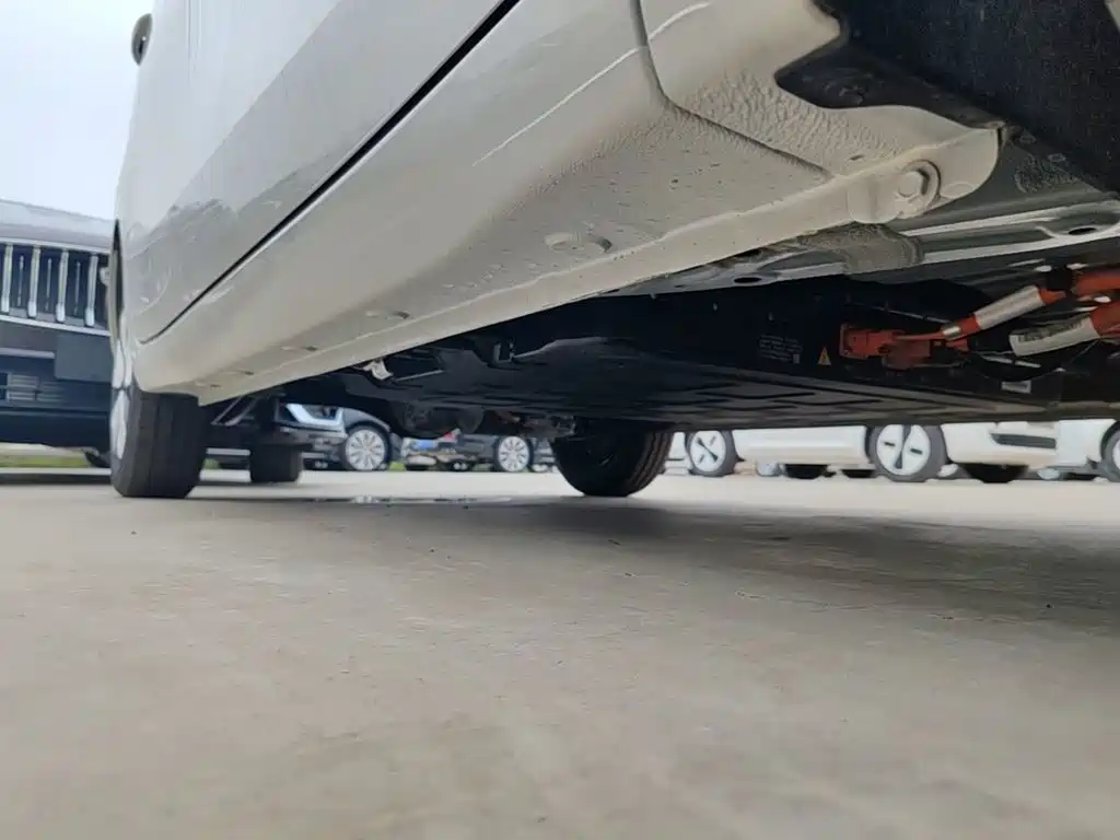 Wuling MINIEV — миниатюра 21