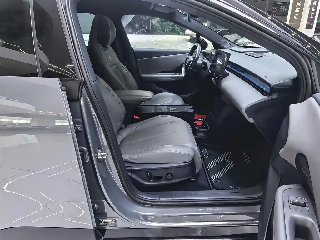 Lynk & Co Z20 — миниатюра 18