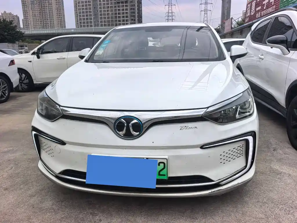 BAIC EU5 — миниатюра 2
