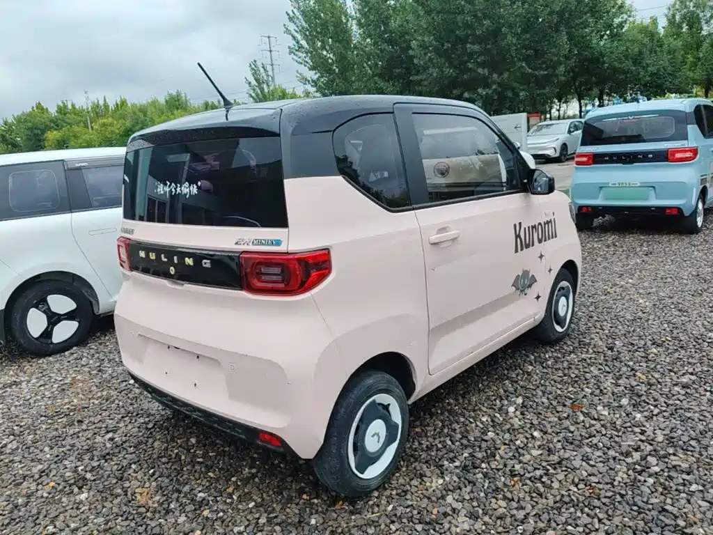Wuling MINIEV — миниатюра 7