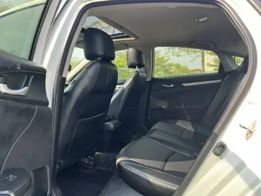 Honda Civic — миниатюра 6