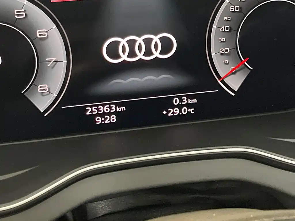 Audi Q5L — миниатюра 10