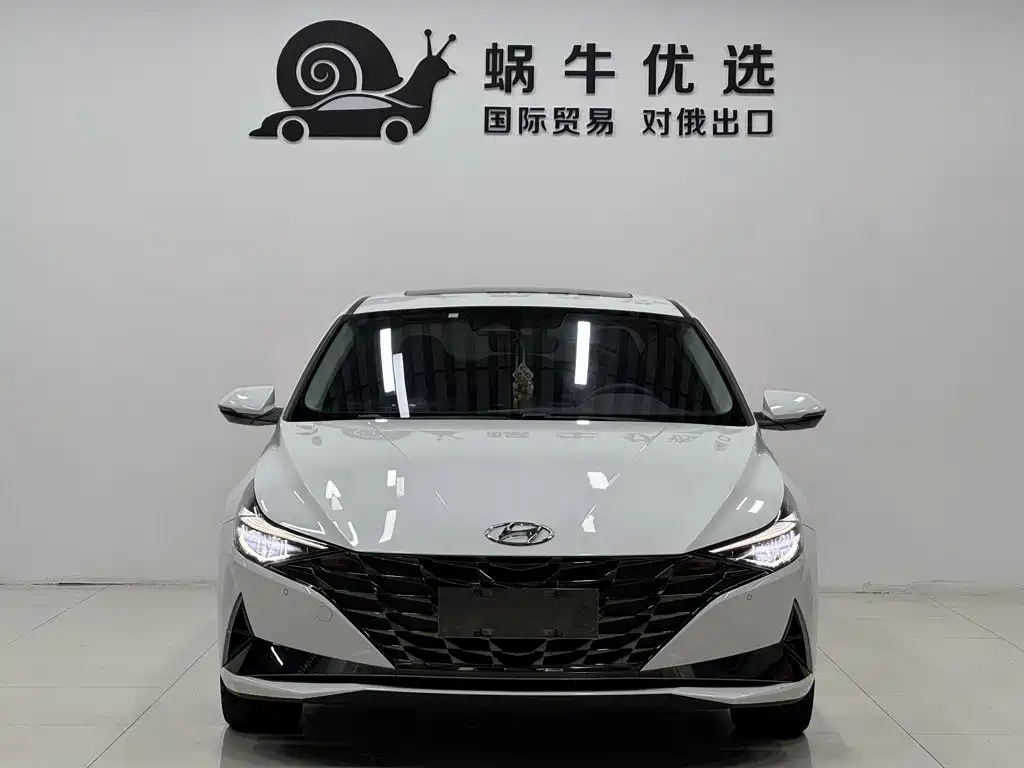 Hyundai Elantra — миниатюра 2