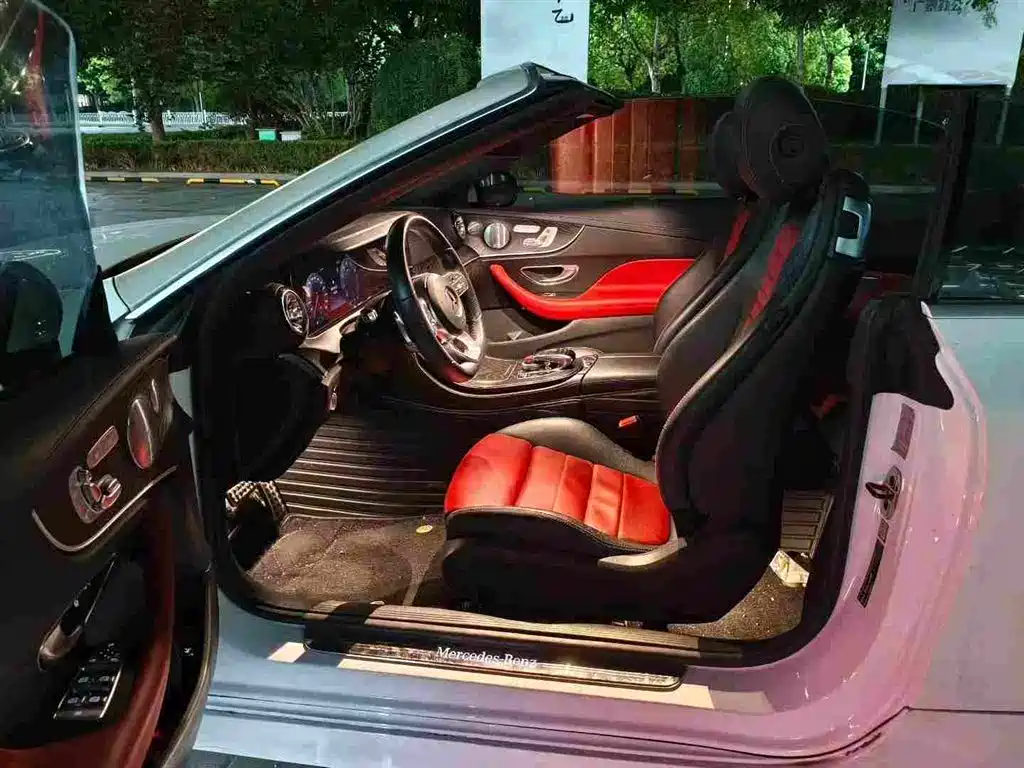 Mercedes-Benz E-Class (Import) — миниатюра 4