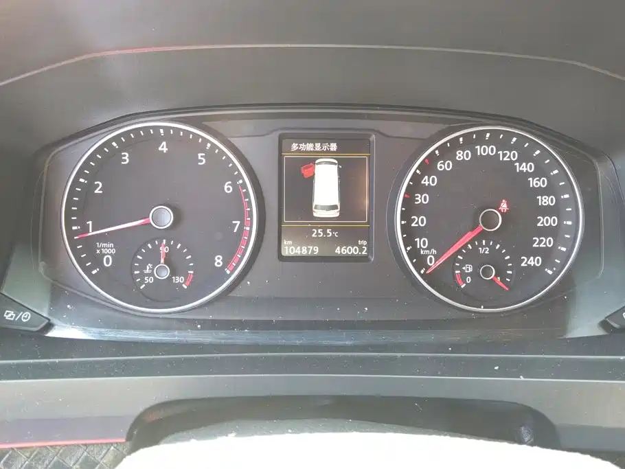 Volkswagen Caravelle — миниатюра 14