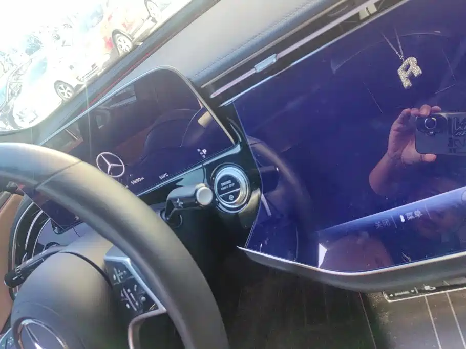Mercedes-Benz E-Class — миниатюра 15