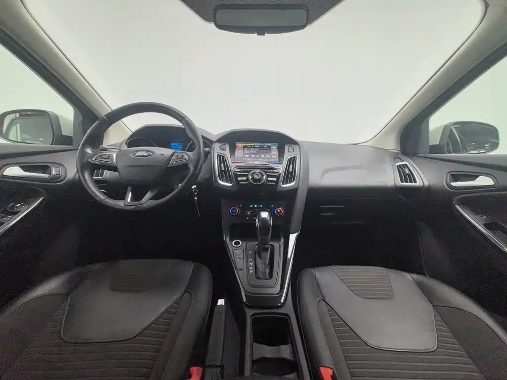 Ford Focus — миниатюра 5