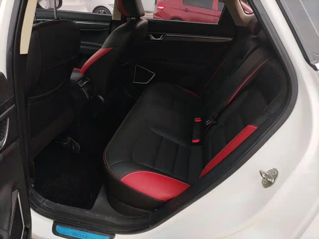Geely Emgrand GS — миниатюра 13
