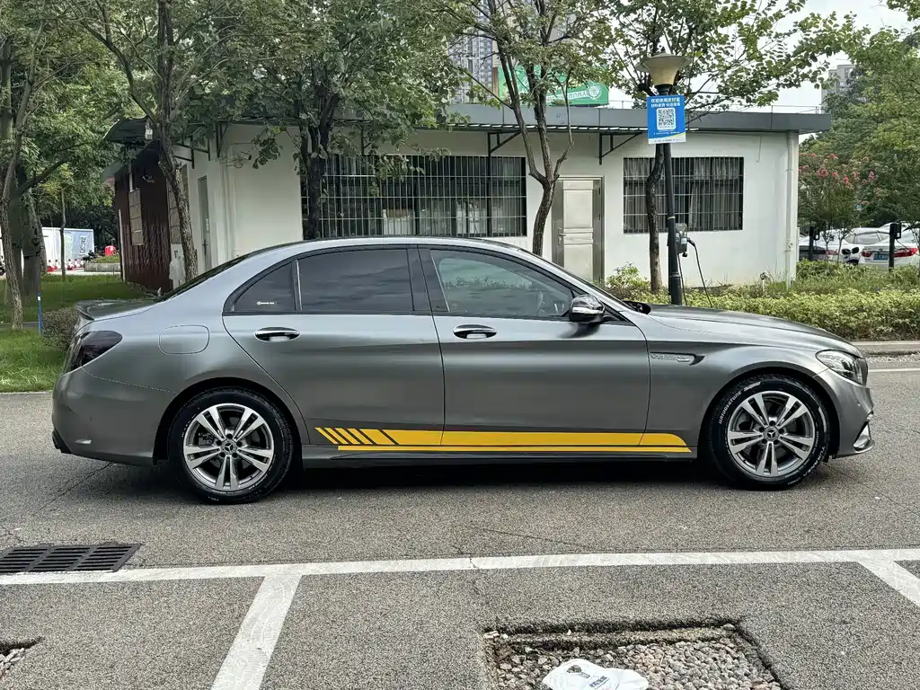 Mercedes-Benz C-Class — миниатюра 4
