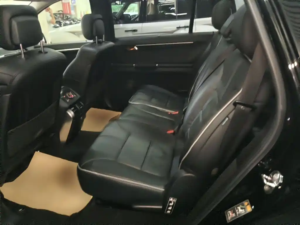 Mercedes-Benz R-Class — миниатюра 17
