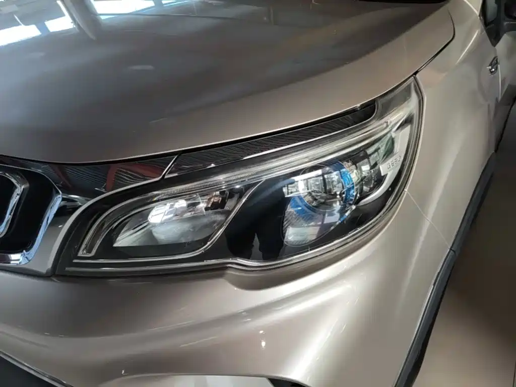 Geely Vision X3 — миниатюра 24
