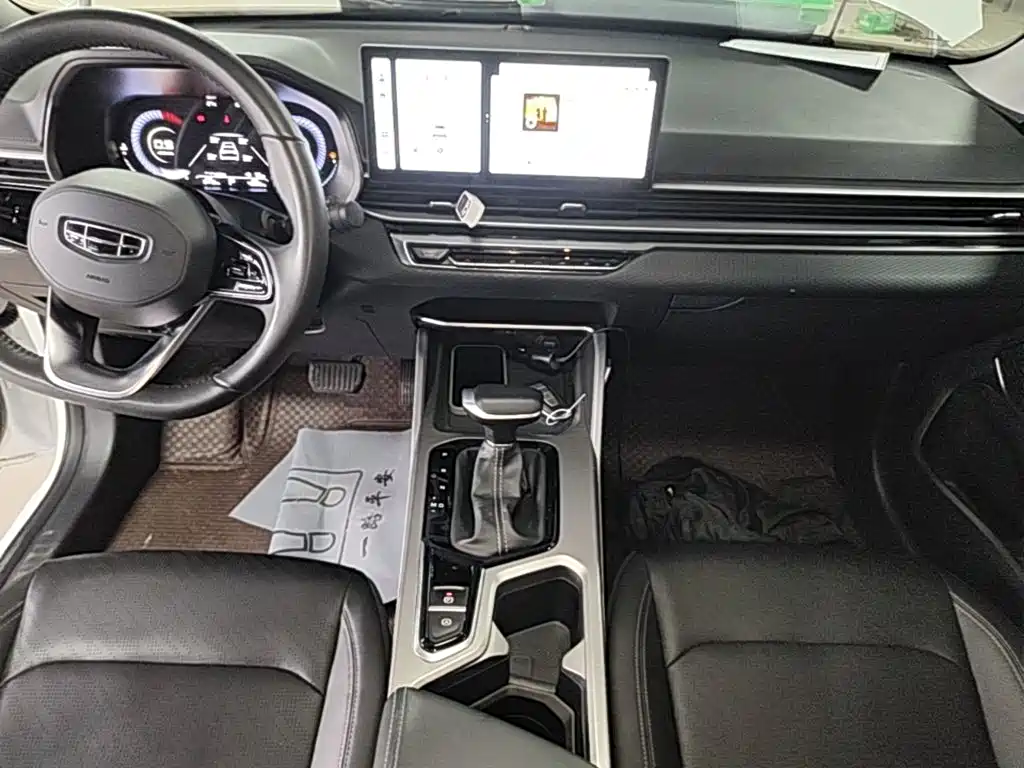 Geely Emgrand — миниатюра 13