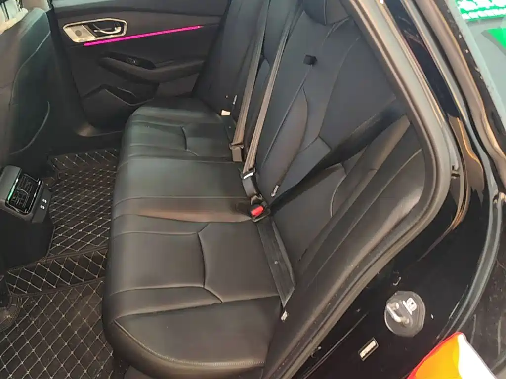 Honda Accord — миниатюра 17