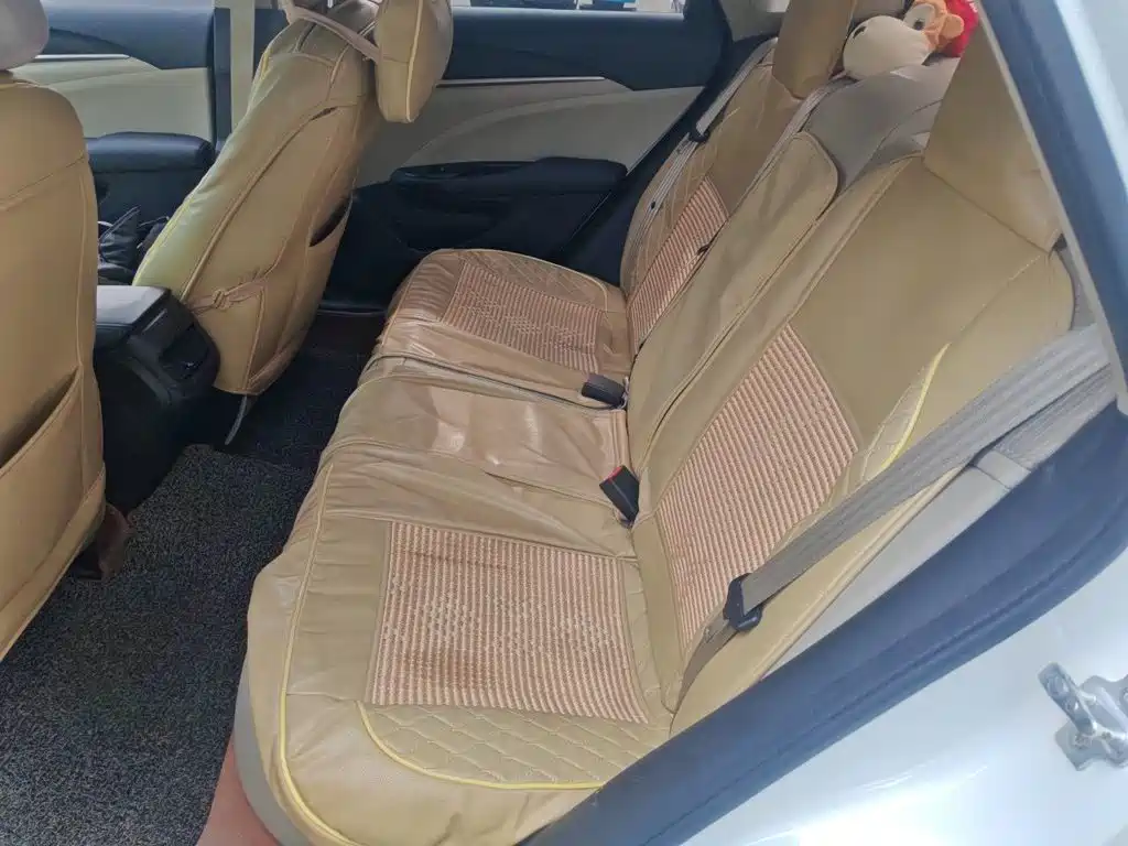 Buick Excelle — миниатюра 15