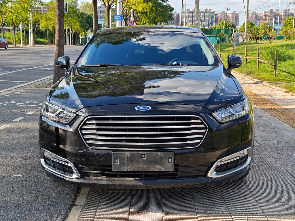 Ford Taurus — миниатюра 2