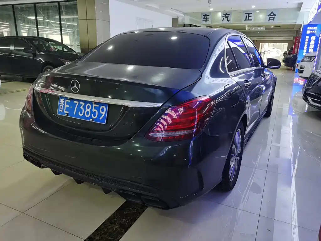 Mercedes-Benz C-Class — миниатюра 9