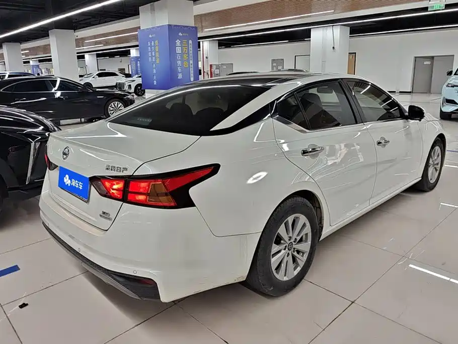 Nissan Teana — миниатюра 3