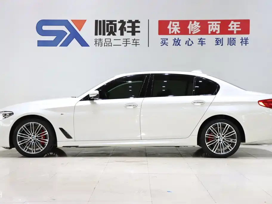 BMW 5 Series — миниатюра 6