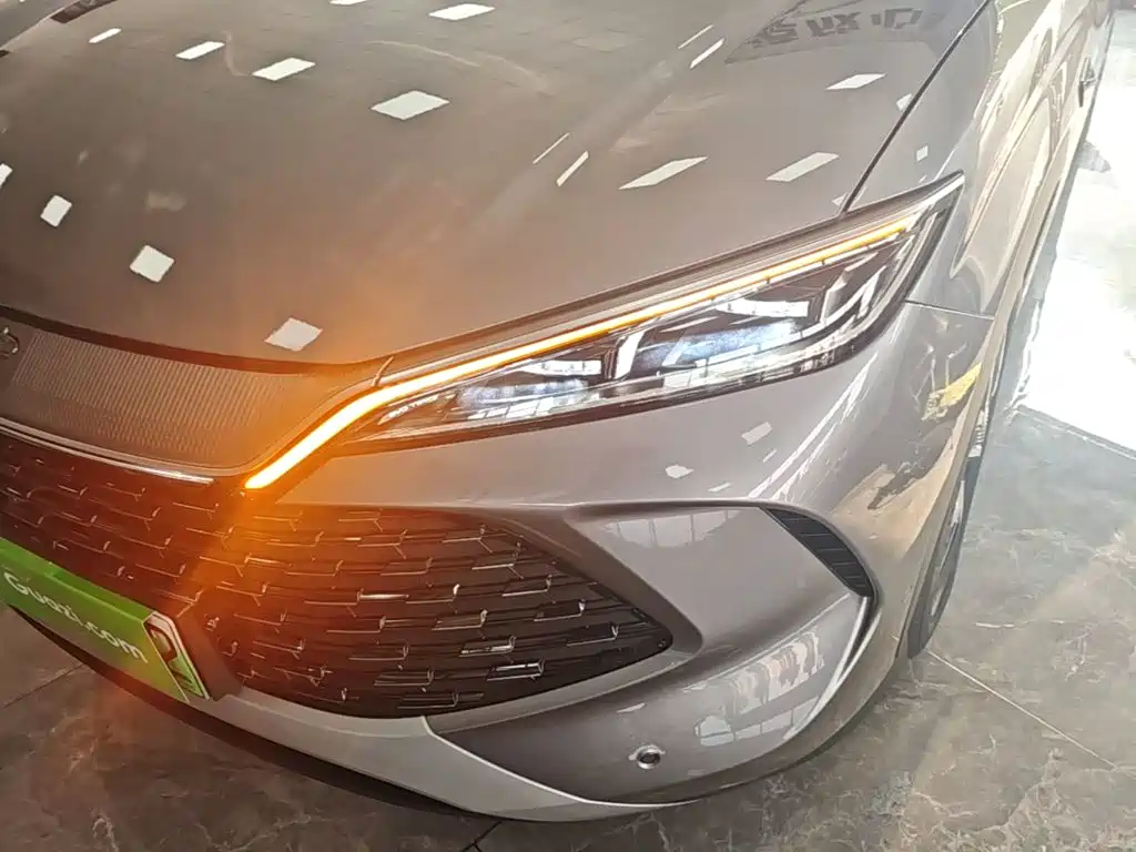 BYD L DM-i — миниатюра 24