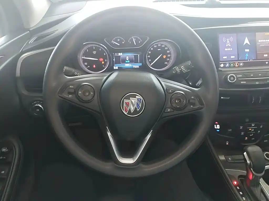 Buick Envision Plus — миниатюра 11