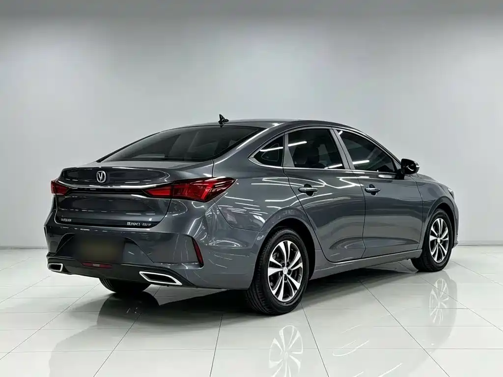 Changan Eado — миниатюра 7