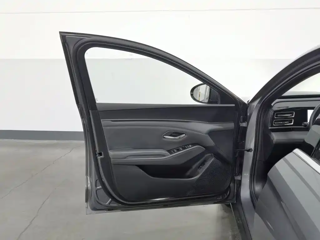 BYD Qin L — миниатюра 8