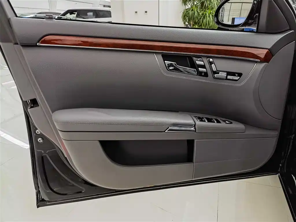 Mercedes-Benz S-Class S 2008 S 300 L