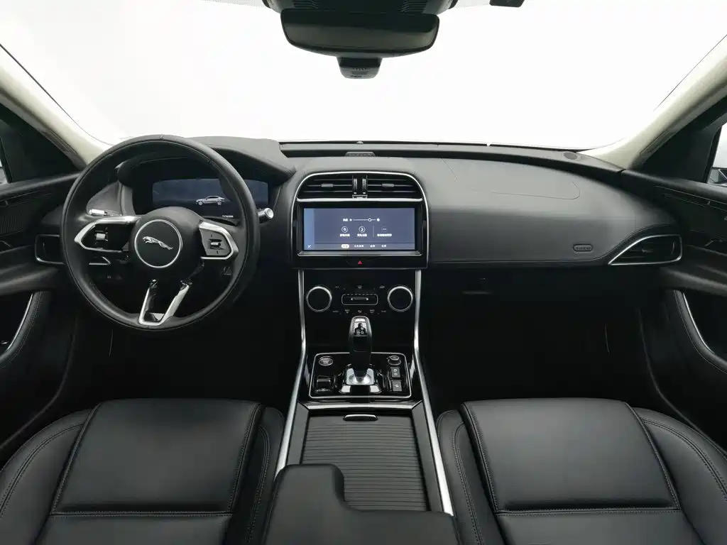 Jaguar XEL — миниатюра 5
