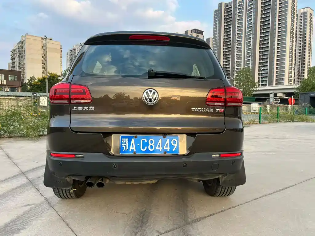 Volkswagen Tiguan — миниатюра 8