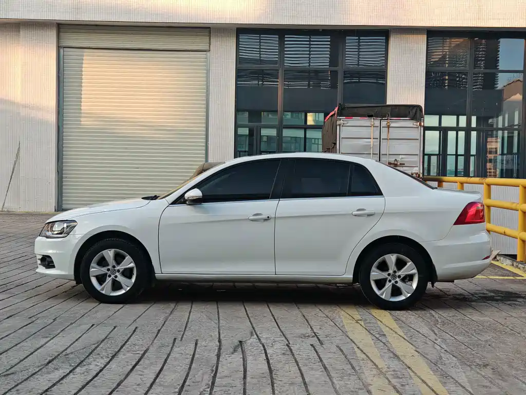 Volkswagen Bora — миниатюра 4