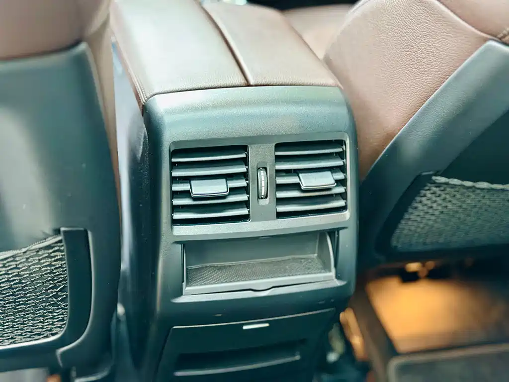 Mercedes-Benz M-Class — миниатюра 21