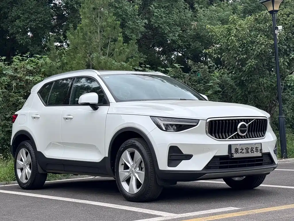 Volvo XC40 — миниатюра 3