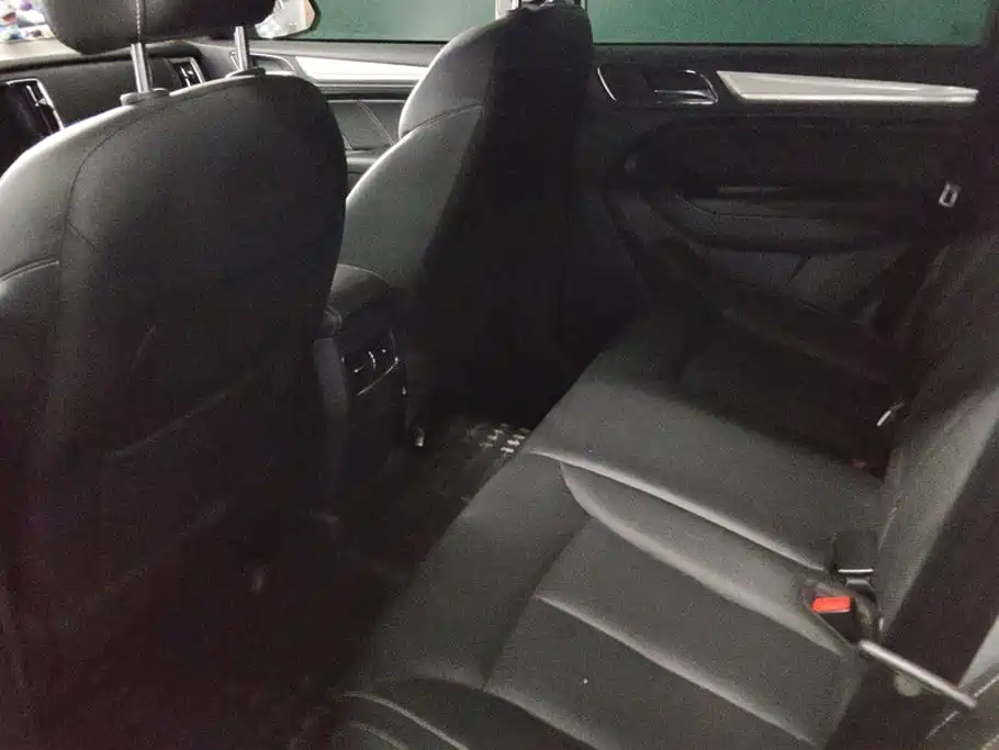 Roewe RX5 New Energy — миниатюра 11