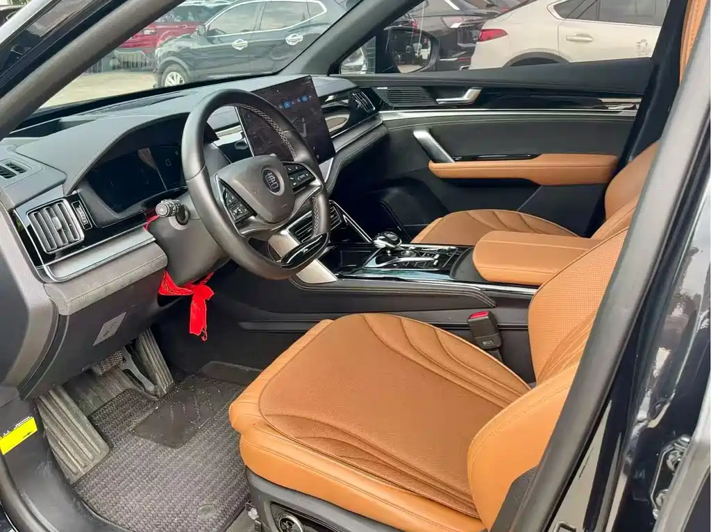 BYD Tang New Energy — миниатюра 4