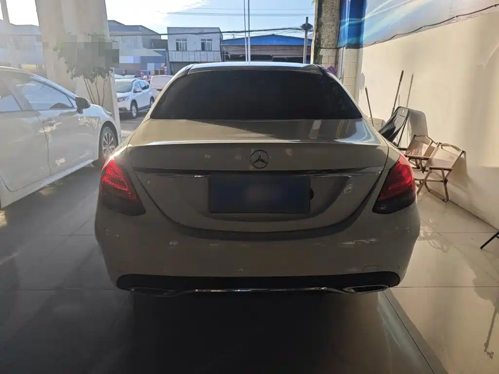 Mercedes-Benz C-Class — миниатюра 23