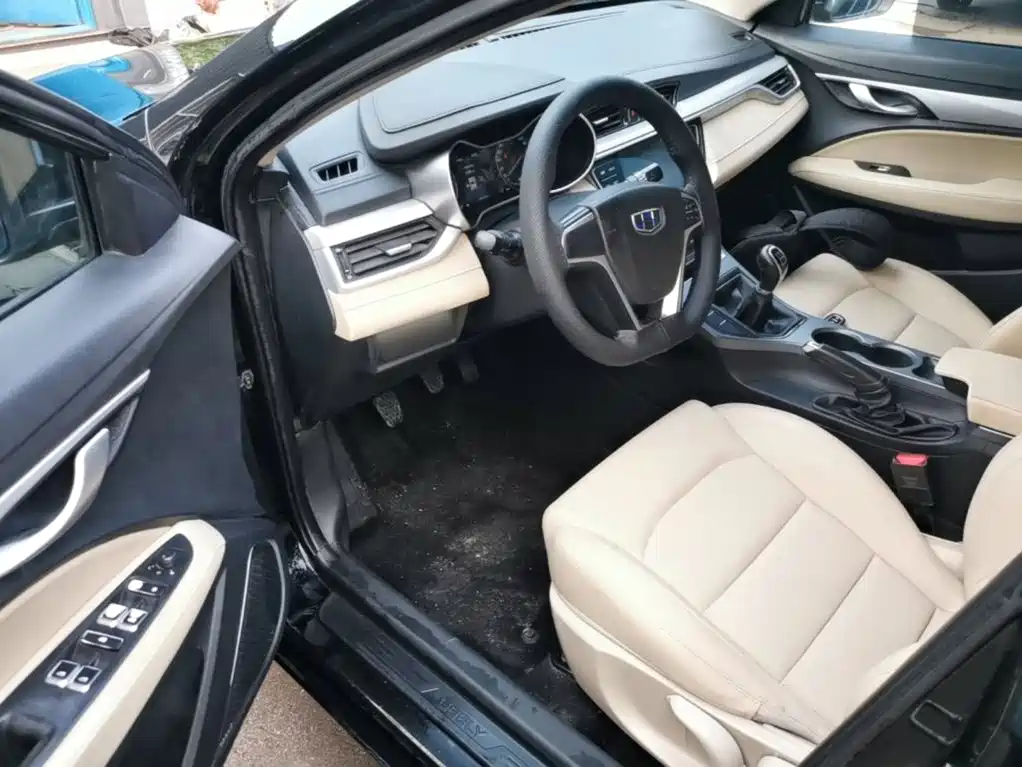 Geely Emgrand — миниатюра 15