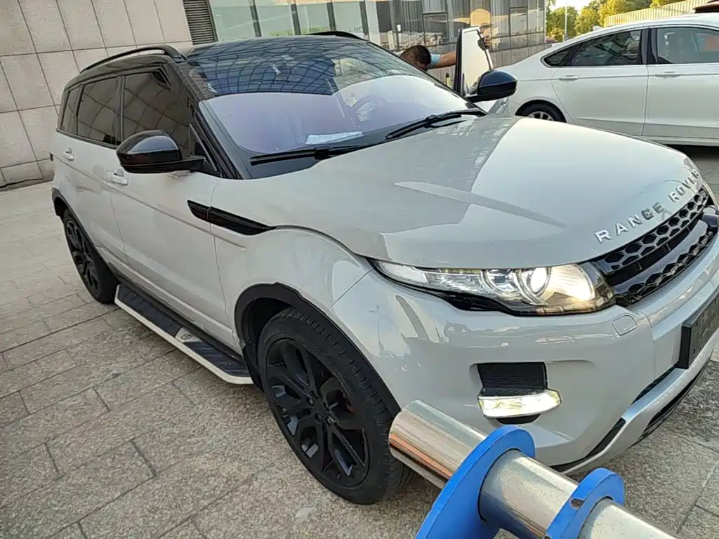 Land Rover Evoque (Import) — миниатюра 4