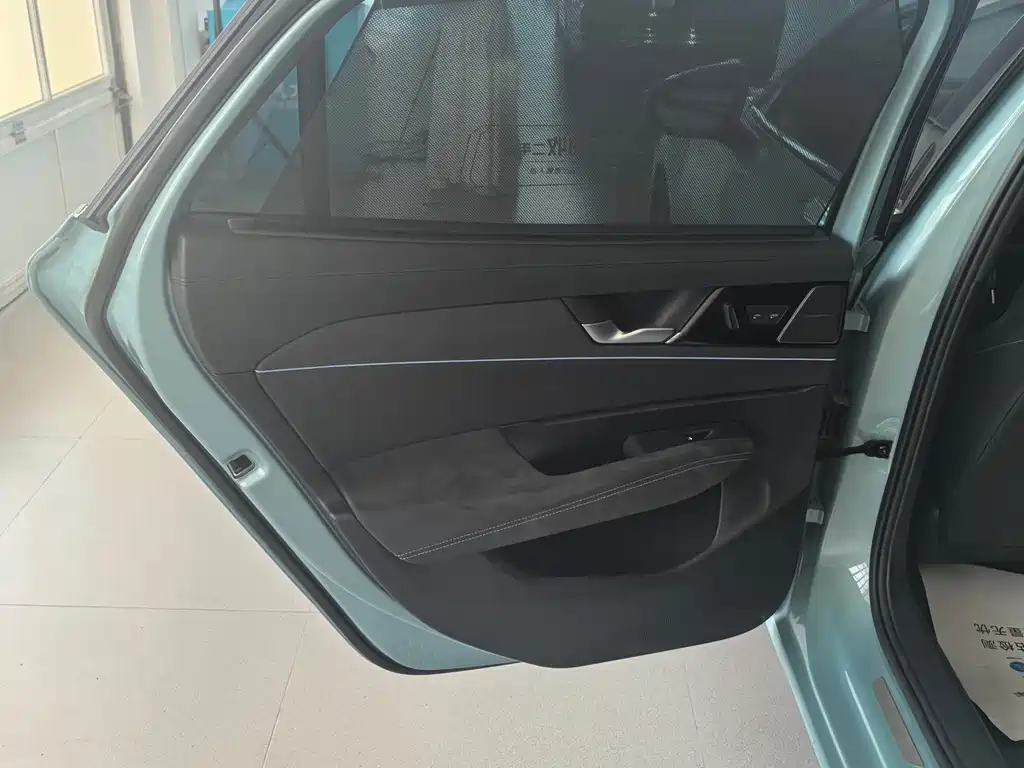 Volkswagen Passat — миниатюра 7