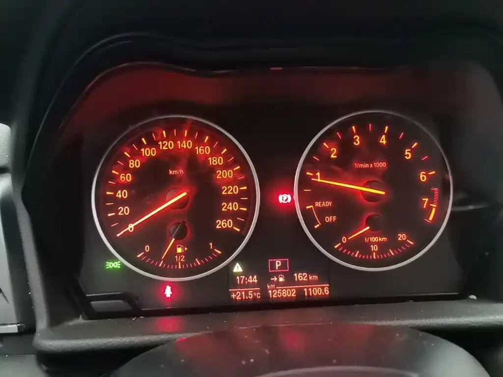 BMW 2 Series Active Tourer — миниатюра 12