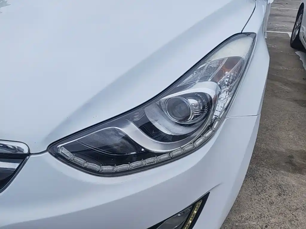 Hyundai Elantra Langdong — миниатюра 24