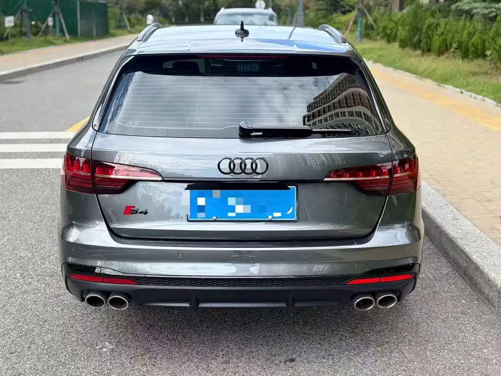 Audi S4 — миниатюра 3