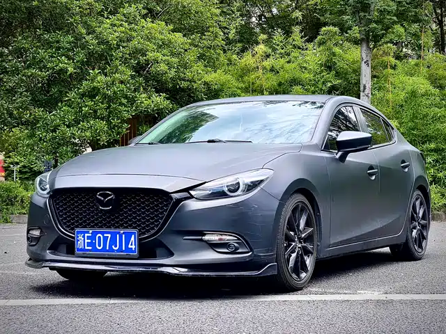 Mazda 3 2019 1.5 L ATLuxury VI — фото 1