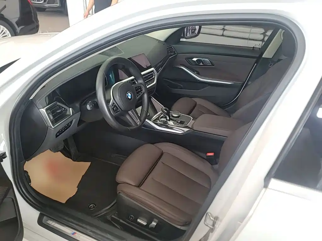 BMW 3 Series — миниатюра 15