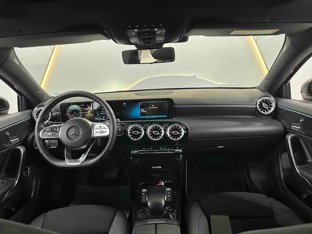 Mercedes-Benz A-Class — миниатюра 5