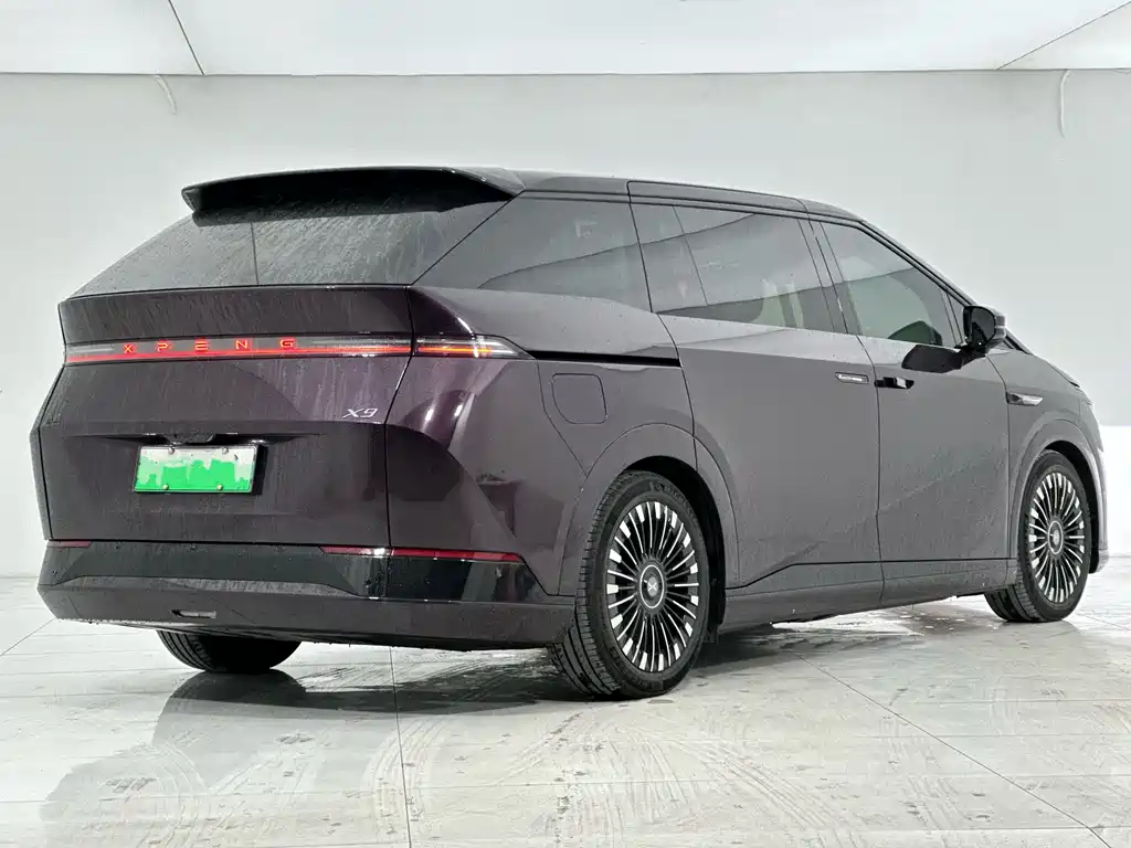 XIAOPENG X9