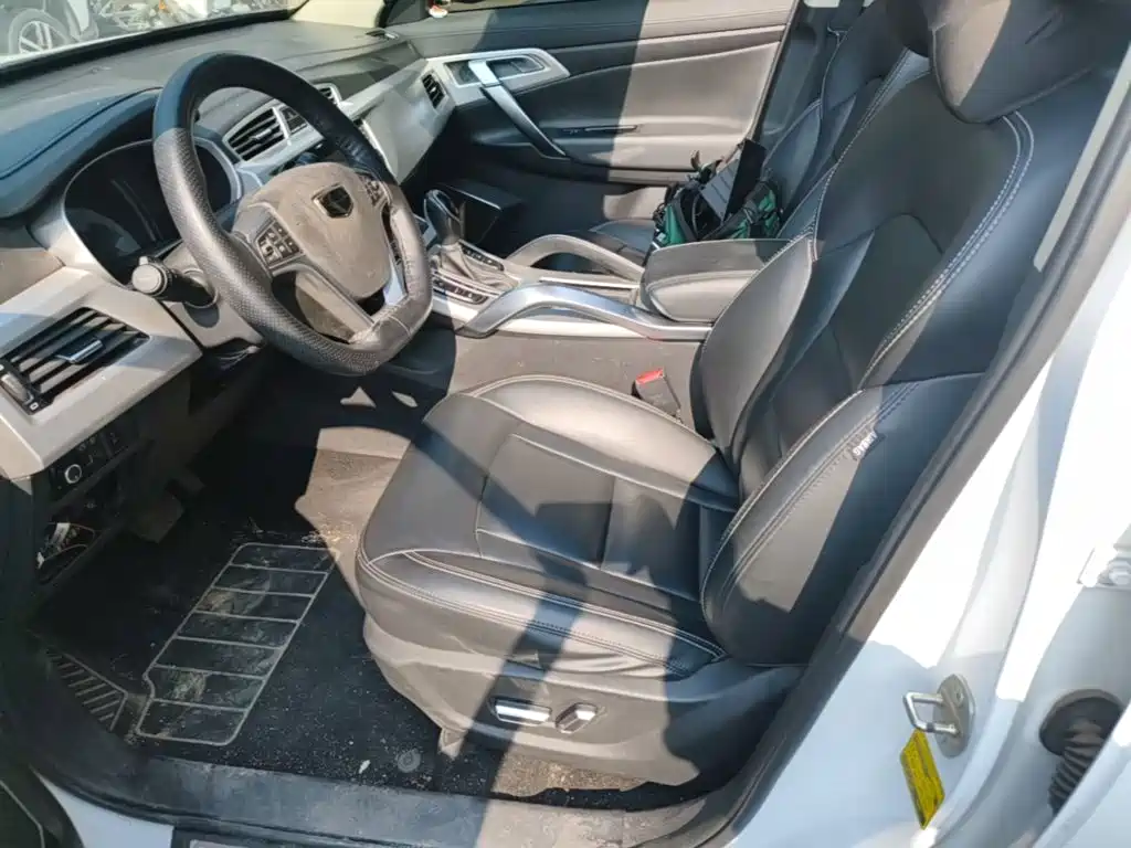 Geely Boyue — миниатюра 15