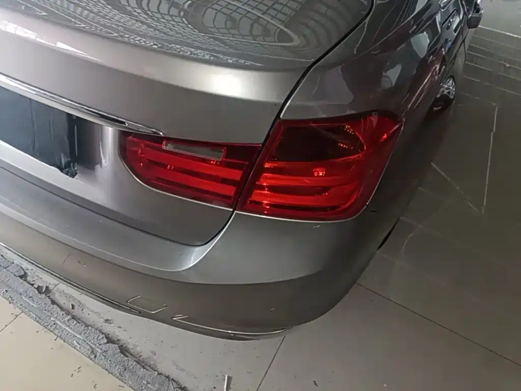 BMW 3 Series — миниатюра 8