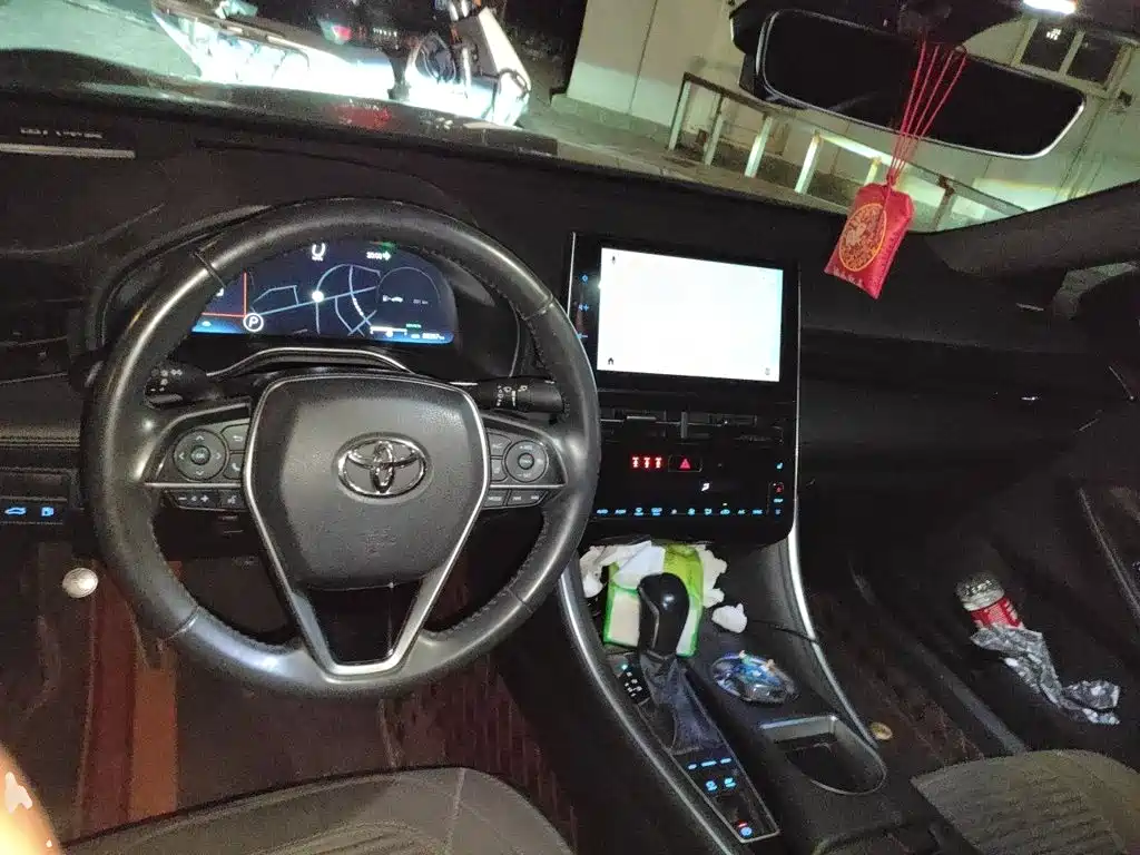 Toyota Avalon — миниатюра 5
