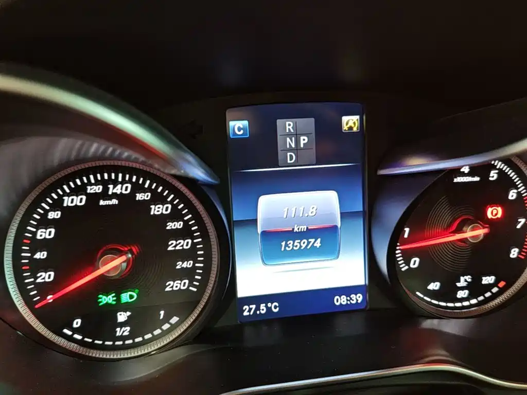 Mercedes-Benz GLC — миниатюра 12